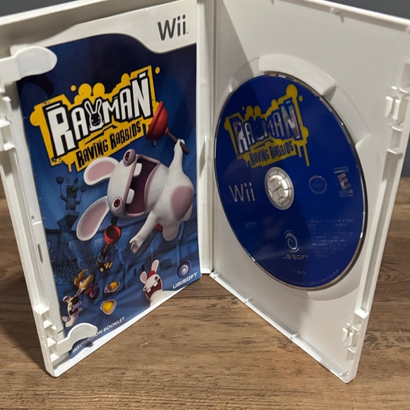 Rayman Raving Rabbids for Wii - Picture 2 of 2